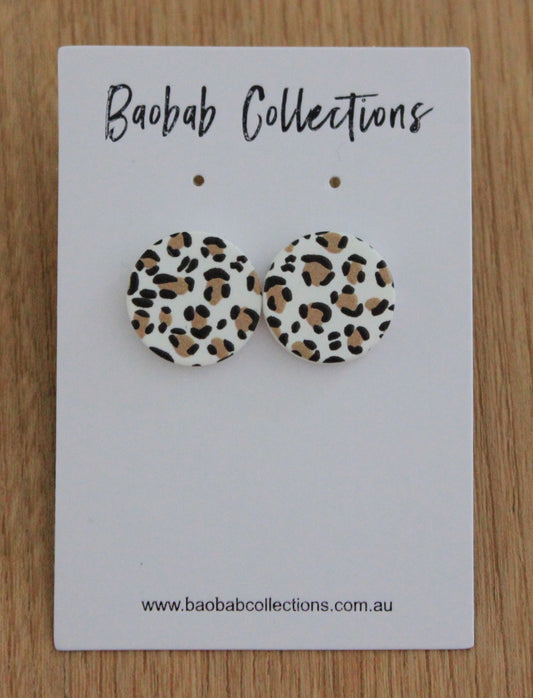 Jungle Stud: Natural Black & White Cheetah Print