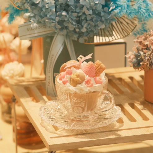 Vanilla Caramel Premium Vintage Tea Cup Candle | Miss Blooms